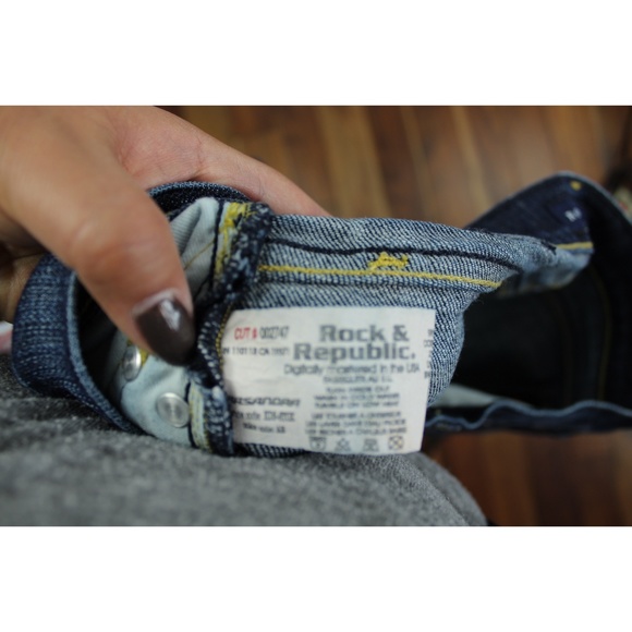 ROCK & REPUBLIC FLARE BLUE JEANS Sz 26 - Picture 6 of 6